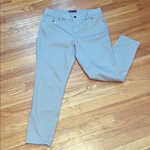 Miss Poured in Blue Tan Jeans